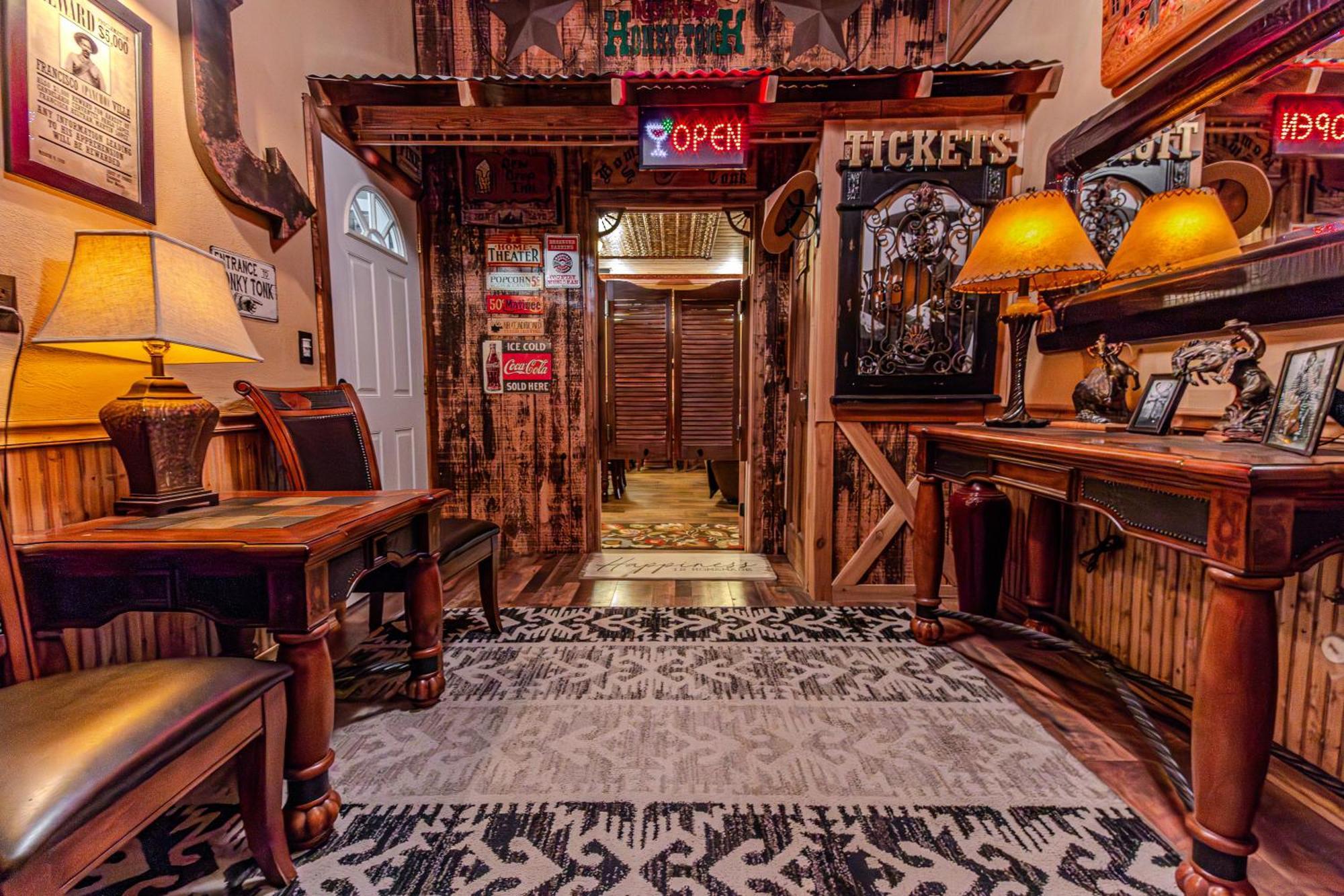 The Honky Tonk Cabin Long Valley Junction Екстер'єр фото